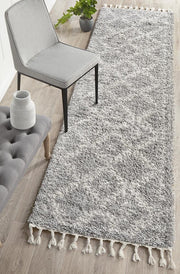 Bisque Silver Runner Rug
