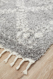 Bisque Silver Rug