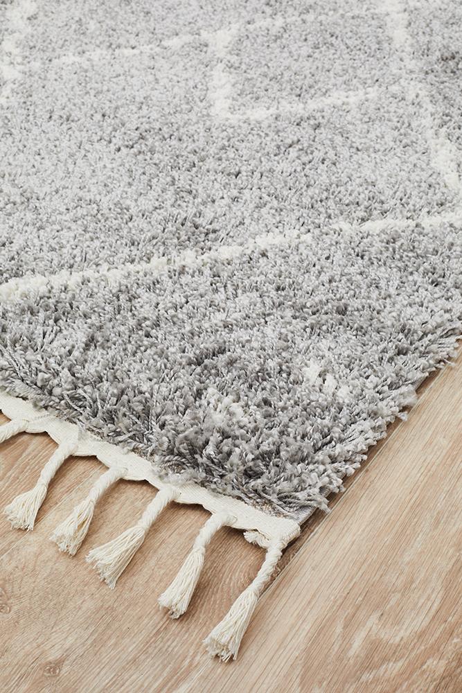 Tawny Silver Rug