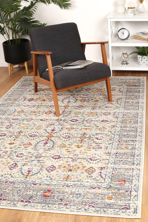Sassily Prim Cream Rug
