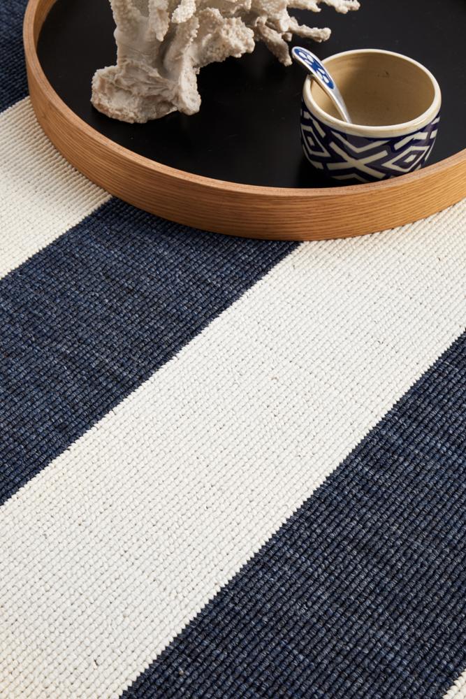 Littoral Elegant Navy White Rug