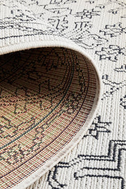 Littoral Beauteous White Rug