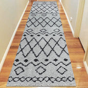 Serenate Star Tribal Shaggy Grey Runner Rug