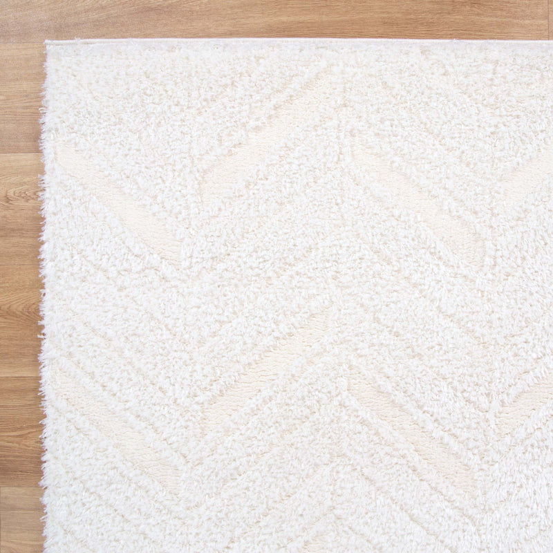 Touchy Chevron Cream Shag Rug