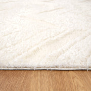 Touchy Chevron Cream Shag Rug