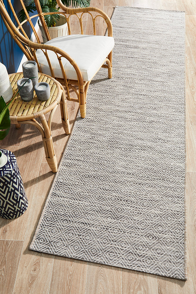 Courtyard Deck  Natural Runner Rug
