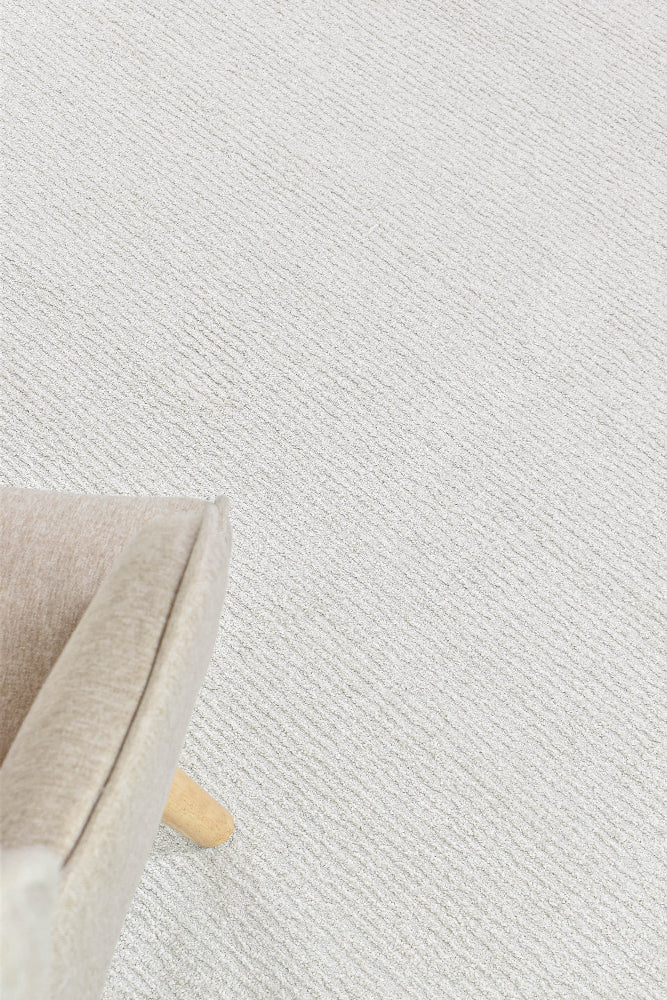 Relief Jade White Rug