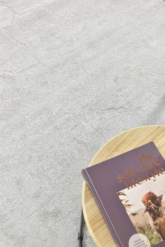 Relief Agate White Rug