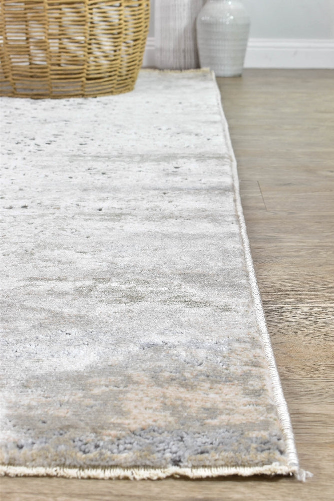 Venessa Swift Beige Trellis Rug