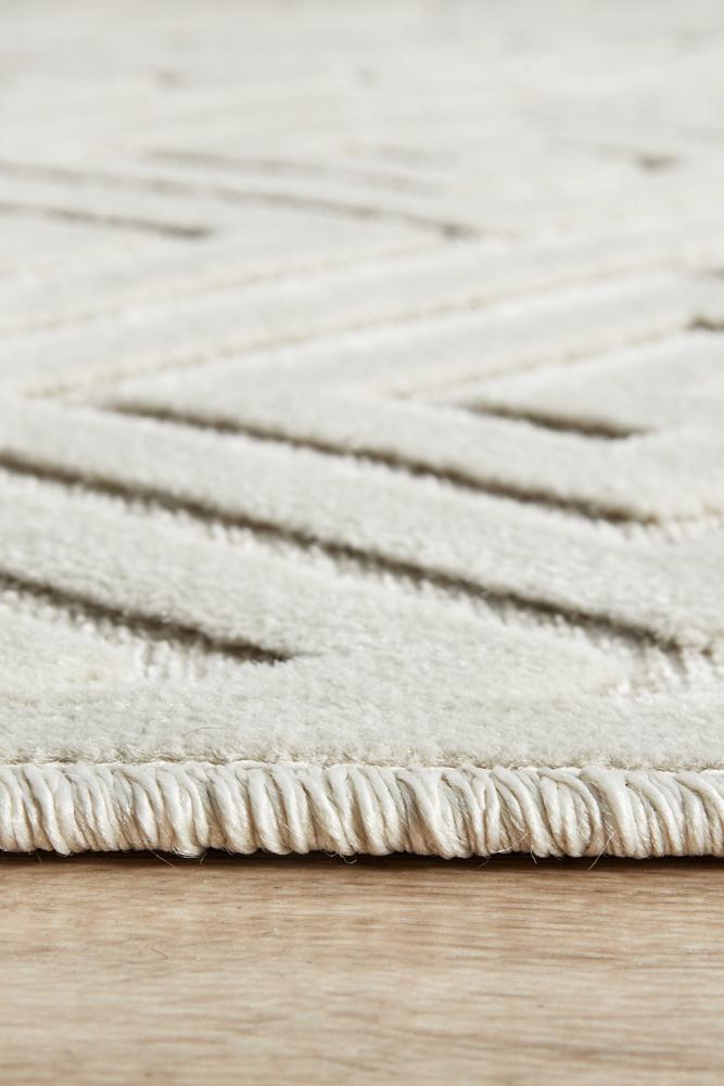 Edfu Truth Natural White Runner Rug