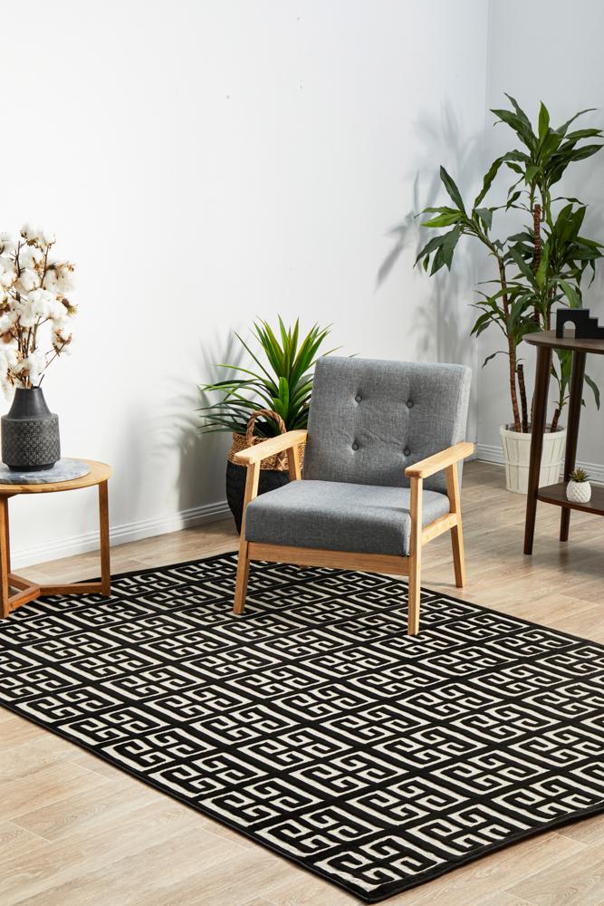 Edfu Maze Black & Gold Rug