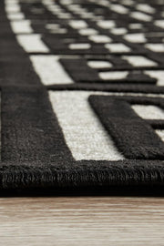 Edfu Maze Black & Gold Rug