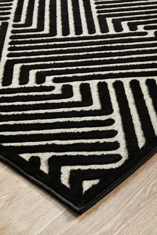 Edfu Theme Black & Gold Rug