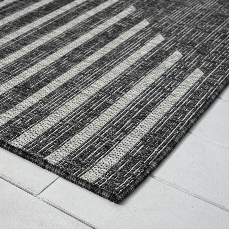 Outward Ebony Rug